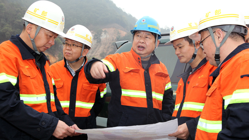 PAÆì½¢Ìü(ÖйúÇø)¼¯ÍÅ