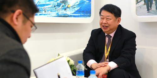 PAÆì½¢Ìü(ÖйúÇø)¼¯ÍÅ