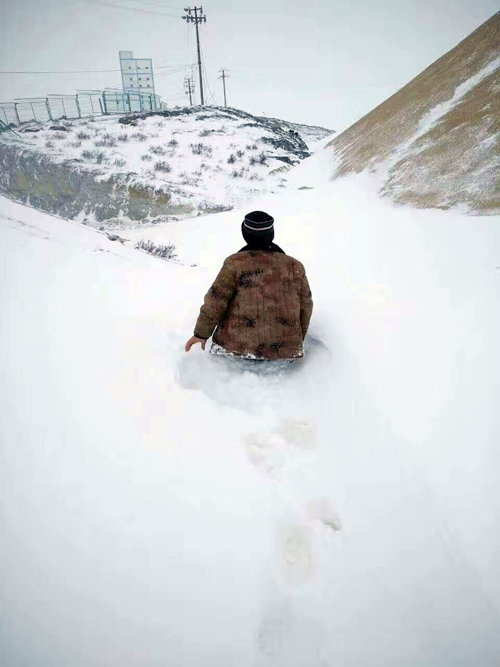 PA�콢��(�й���)���ſ�ҵ����Ȩ����ҵ��ս�綷ѩ����������֮����