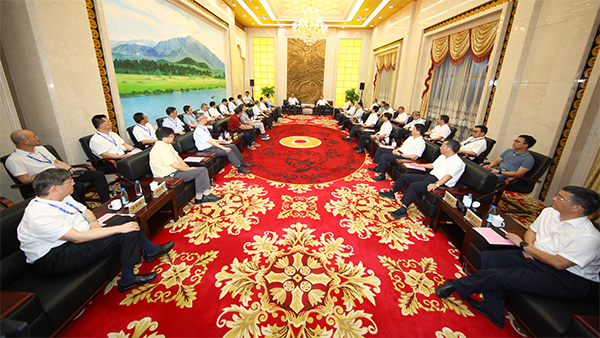 ������ί������̽���λ�Ժʿר�Ҵ���  �Ź������г��¿�Ļ��